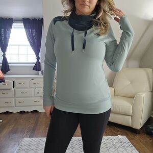 The North Face Women’s Mountain Athletics Pullover  | FlashDry-XD | Size M